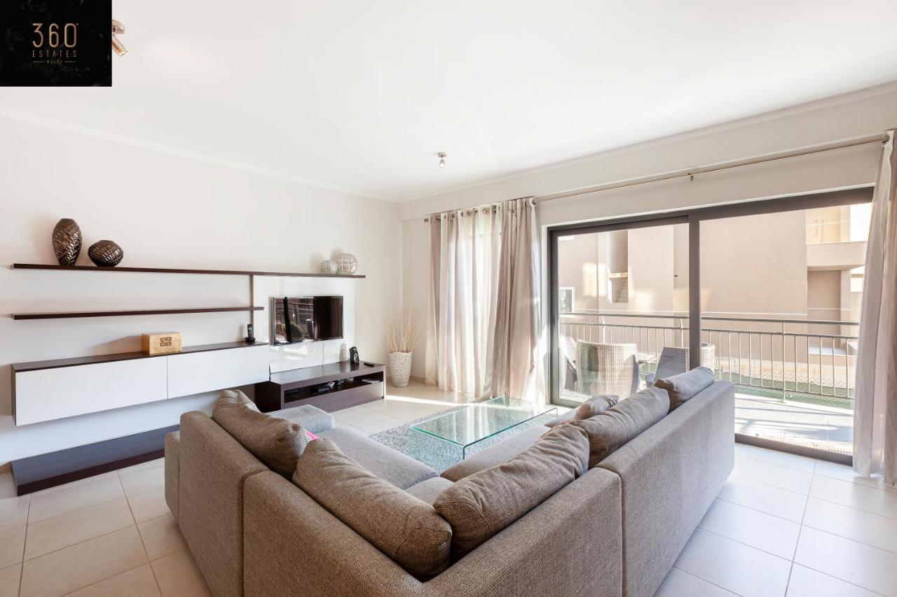 شقة Pender Lux Complex - 3Br Unit With Private Parking By 360 Estates سانت جوليان المظهر الخارجي الصورة