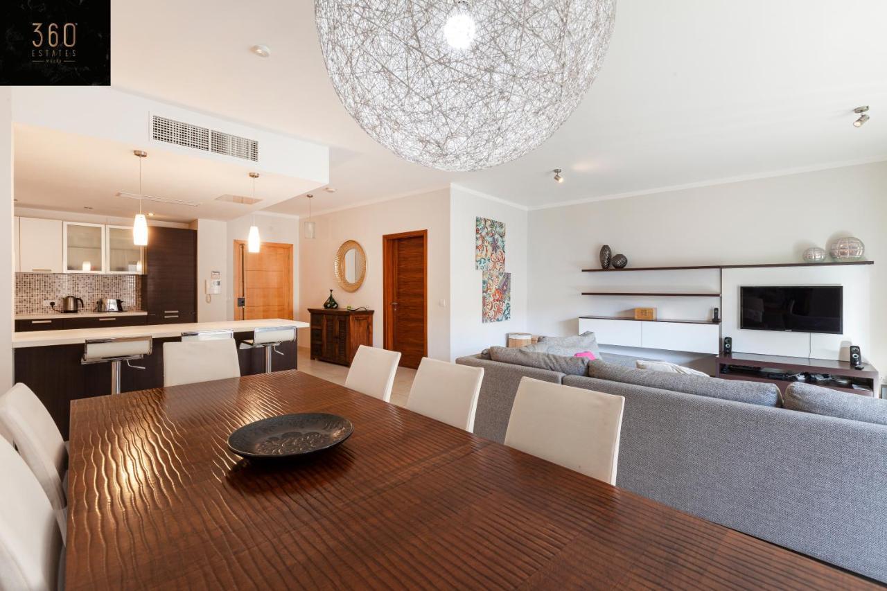 شقة Pender Lux Complex - 3Br Unit With Private Parking By 360 Estates سانت جوليان المظهر الخارجي الصورة