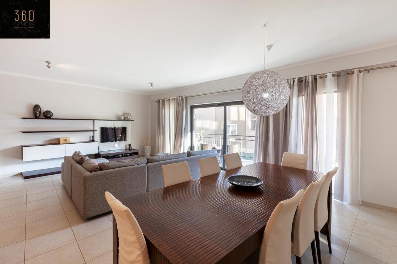 شقة Pender Lux Complex - 3Br Unit With Private Parking By 360 Estates سانت جوليان المظهر الخارجي الصورة