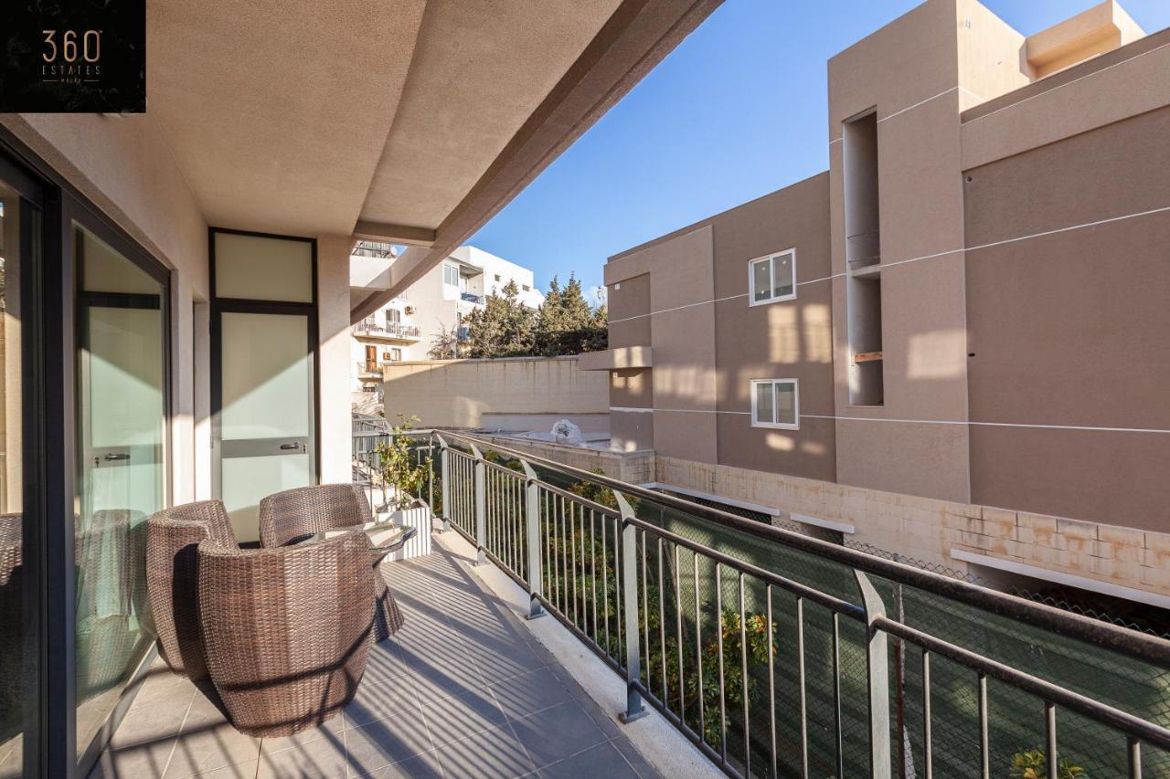شقة Pender Lux Complex - 3Br Unit With Private Parking By 360 Estates سانت جوليان المظهر الخارجي الصورة