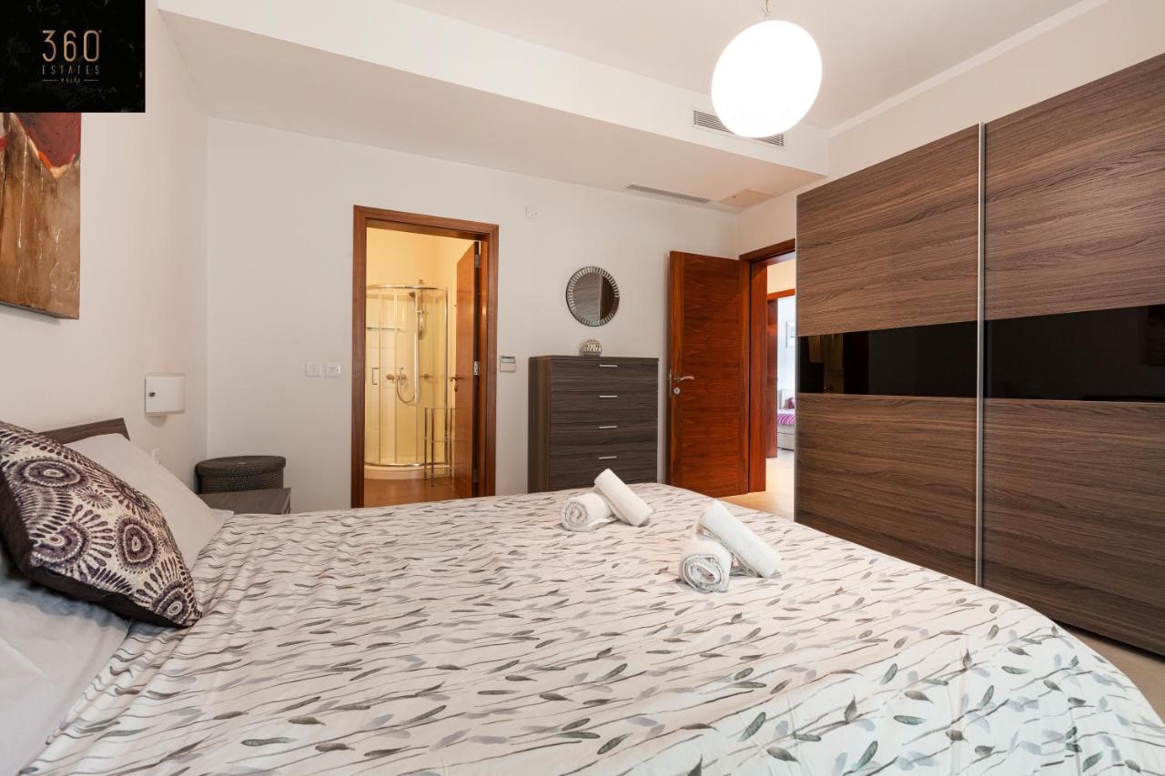 شقة Pender Lux Complex - 3Br Unit With Private Parking By 360 Estates سانت جوليان المظهر الخارجي الصورة