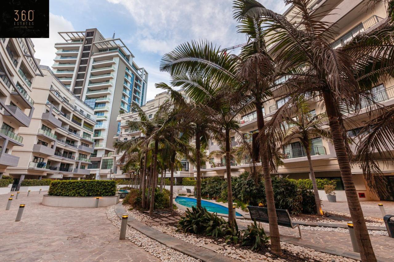 شقة Pender Lux Complex - 3Br Unit With Private Parking By 360 Estates سانت جوليان المظهر الخارجي الصورة