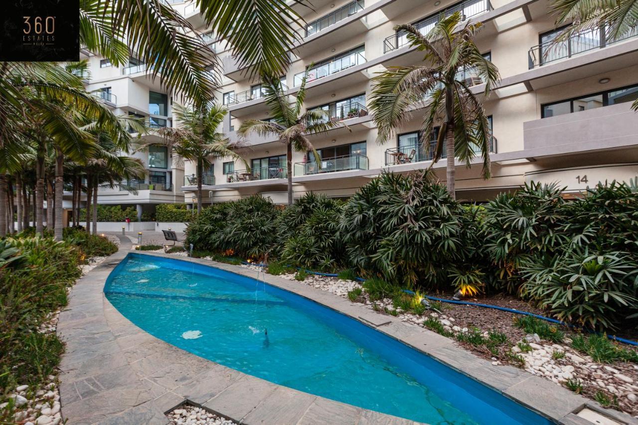 شقة Pender Lux Complex - 3Br Unit With Private Parking By 360 Estates سانت جوليان المظهر الخارجي الصورة